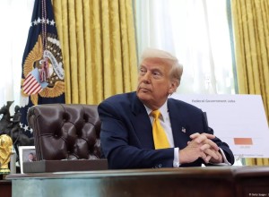 Трамп: Путин хочет завершить конфликт, но у Украины нет козырей в переговорах