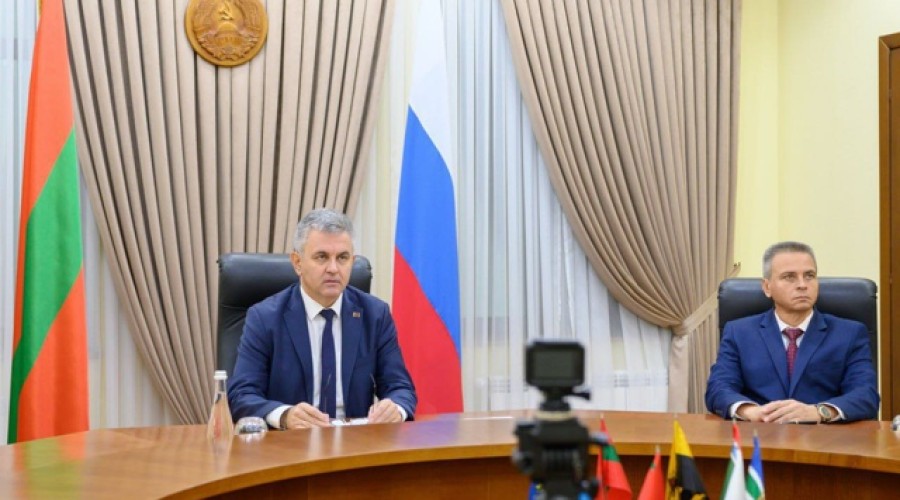 Президент обсудил с главами администраций регулирование численности бездомных животных