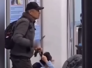 В аэропорту Алма-Аты обезвредили нападавшего: герой получит награду