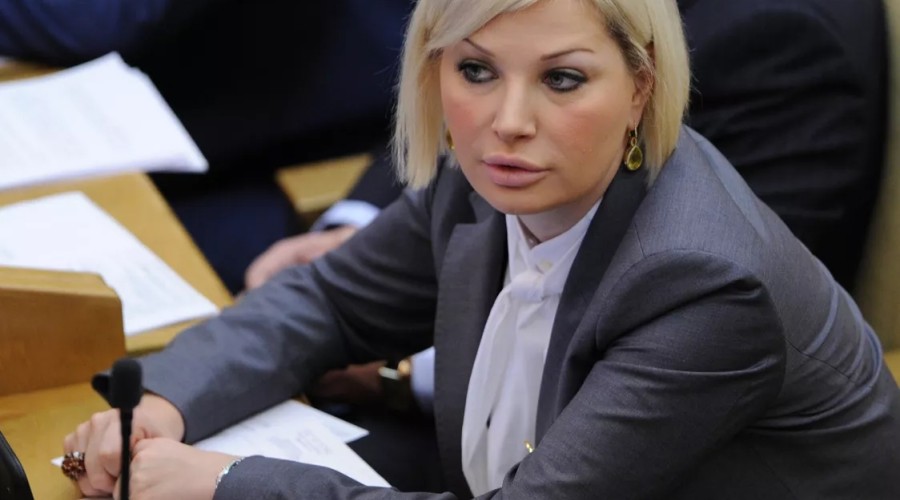 Суд в Москве заочно приговорил певицу Марию Максакову* к 4,5 годам колонии