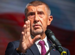 Позиция Чехии по военной поддержке Украины после парламентских выборов: контекст, причины и возможные последствия