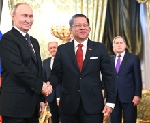 Переговоры Путина и премьер-министра Мьянмы в Кремле