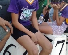 Филиппинка выиграла три забега в самодельных «кроссовках» из лейкопластыря