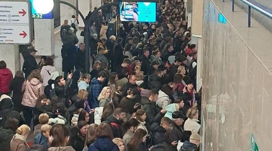 Блэкаут в Киеве: массовые отключения света вызвали транспортный коллапс