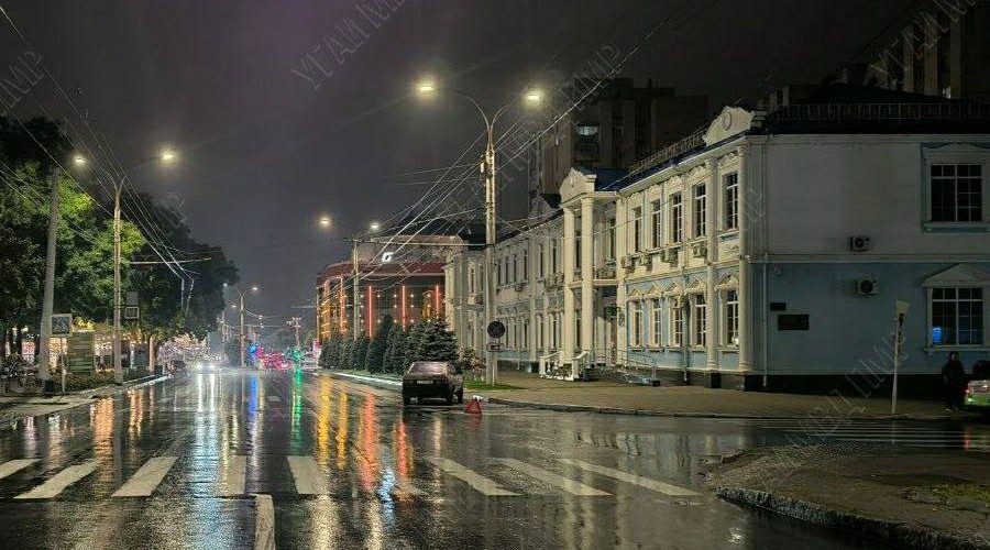 В Тирасполе сбили девушку на пешеходном переходе: пострадавшая в больнице