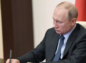 Путин поздравил судебных приставов с профессиональным праздником