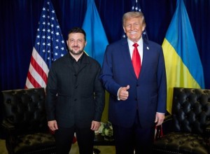 Зеленский: Трамп доверяет мне больше, чем Путину, и владеет важной информацией о фронте