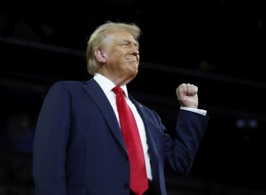 Трамп поддержал предложение Путина о продлении ограничений ДСНВ