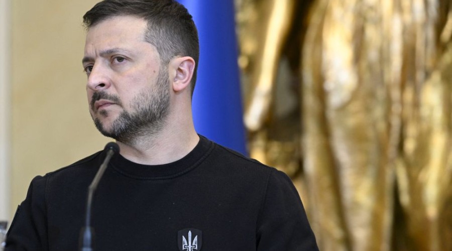 Зеленский заявил о готовности к переговорам и страхе Путина