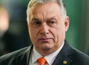 Орбан: Венгрия не готова делить судьбу Украины в ЕС
