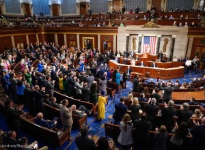 Конгресс США утвердил военный бюджет $900 млрд с $400 млн для Украины