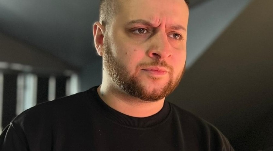 Макс Комикадзе внесён в базу «Миротворец»: блогера обвиняют в поддержке России и угрозе Украине