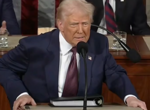 Трамп обратился к Конгрессу: «Америка вернулась!»