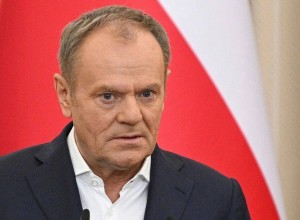 Премьер Польши Туск: Европа должна вступить в гонку вооружений с Россией