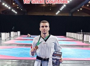 Дмитрий Шуляк из Тирасполя завоевал бронзу чемпионата Европы по тхэквондо