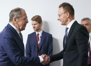 Лавров и Сийярто обсудили ситуацию на Украине на Генассамблее ООН