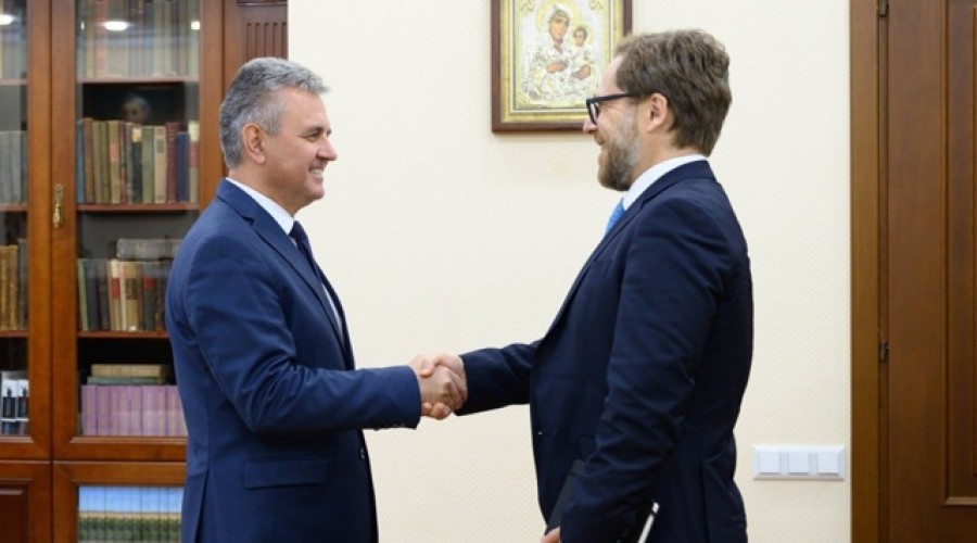 Красносельский обсудил с послом Литвы возобновление переговорного формата «5+2»