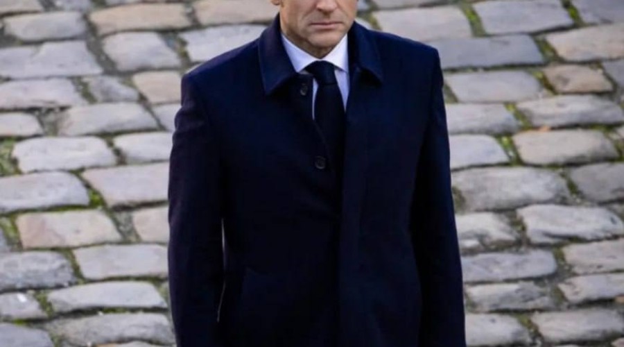 СВР: Макрон стремится к военному вмешательству на Украине