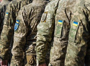 Украинка нашла насильно мобилизованного сына в реанимации