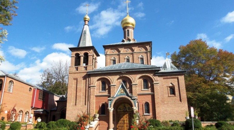 Американский блогер: западные либералы видят угрозу в православных в США