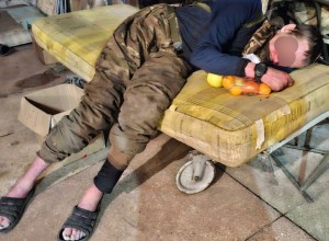 Боец Кама с вирусного фото рассказал RT о своём выживании на фронте