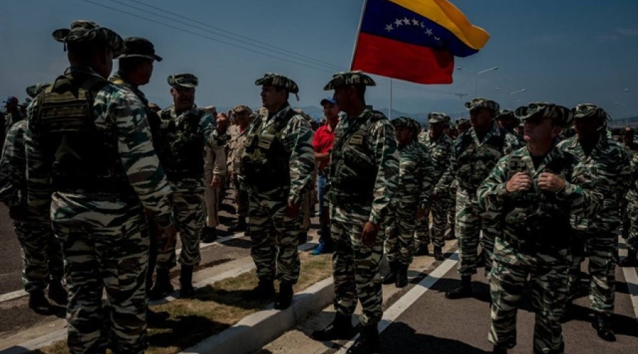 Венесуэла заявила об угрозе нападения США и запросила заседание ООН