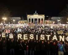Массовые протесты в Берлине и других городах Германии против АдГ, Мерца, Трампа и Маска