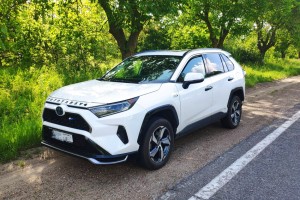 Toyota RAV4 Prime 2021 плагин-гибрид – продажа