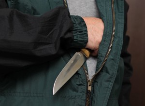 Женщина ударила сожителя ножом в спину из-за ревности в Тирасполе