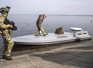 ВСУ используют спутники OneWeb для морских дронов, катер с оборудованием захвачен