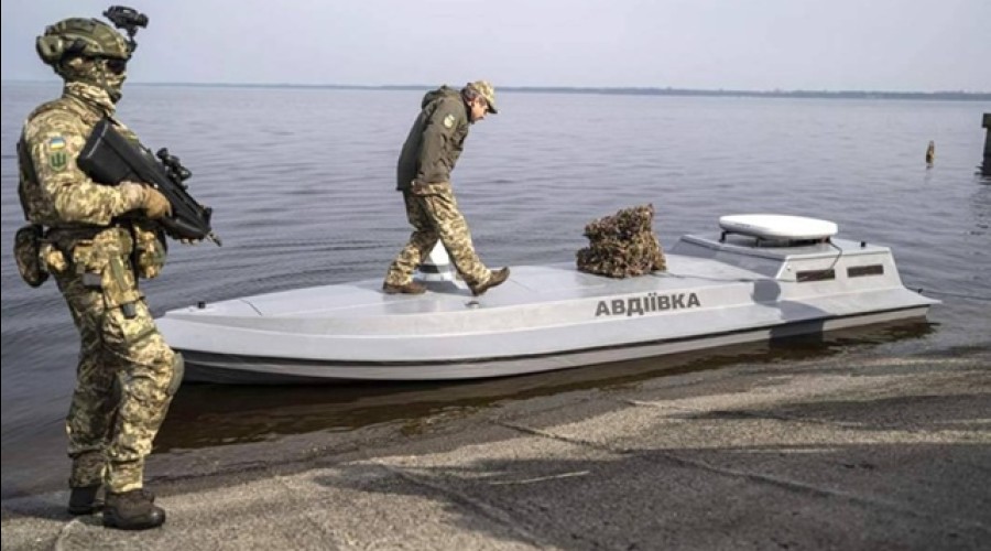 ВСУ используют спутники OneWeb для морских дронов, катер с оборудованием захвачен