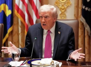 Financial Times: Трамп поссорился с Зеленским и сбросил карты со стола во время встречи