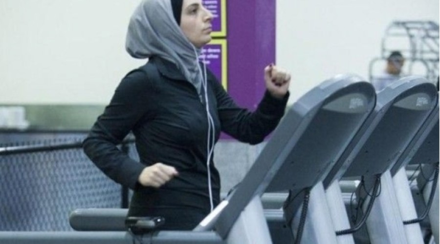 В Москве открылись «халяльные» спортзалы для мусульманок и вызвали волну общественного обсуждения