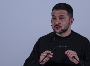 Зеленский заявил, что сменить его на посту президента будет непросто