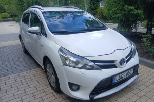 Toyota Verso 2013, 1.6 бензин/газ, механика, отличное состояние, Молдова