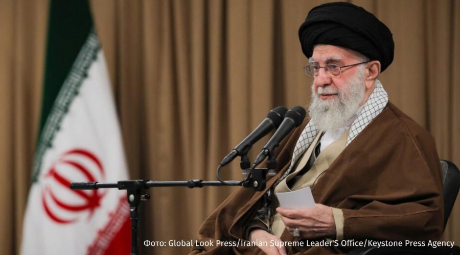 Хаменеи в украинском посте: Западная поддержка — мираж для Украины